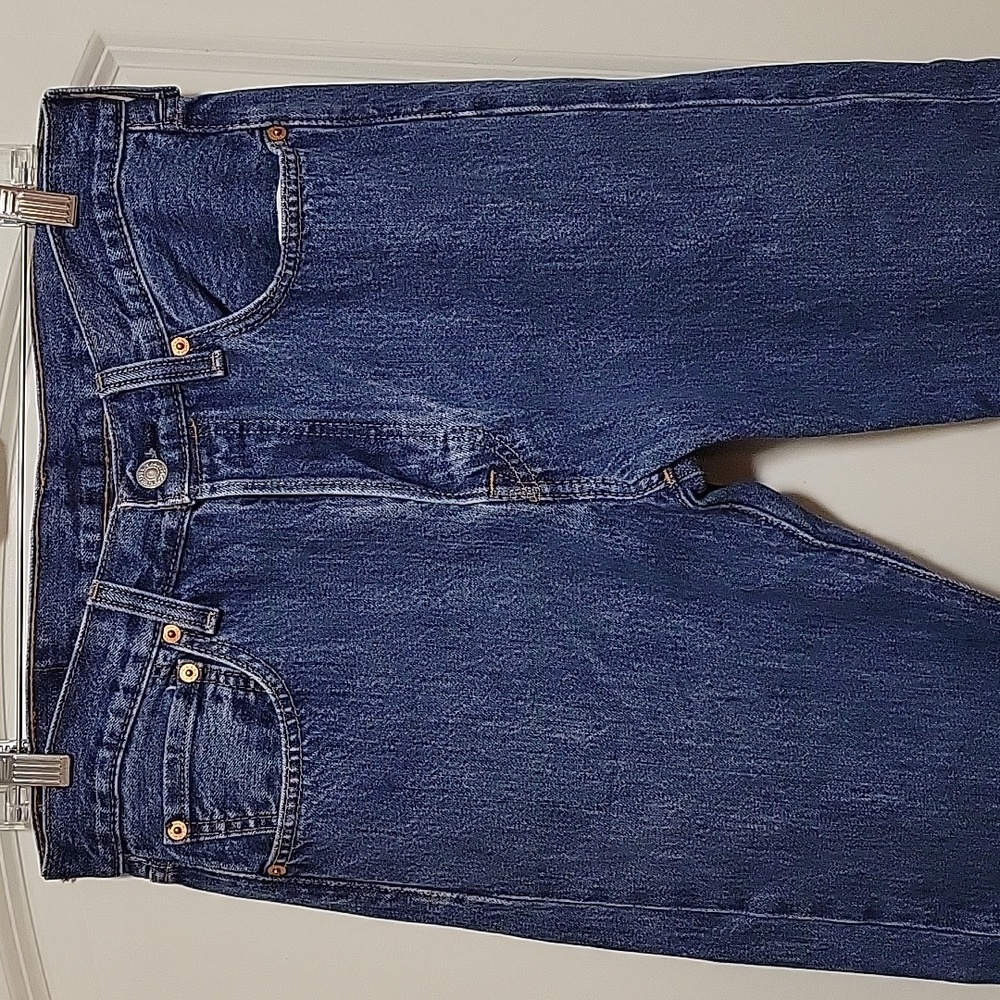 Levi's 501 (size 32X32)